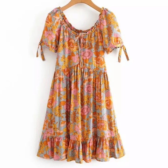 Dresses & Skirts - SOLD OUT Retro Vintage Style Floral Ruffle Hem Mini Dress